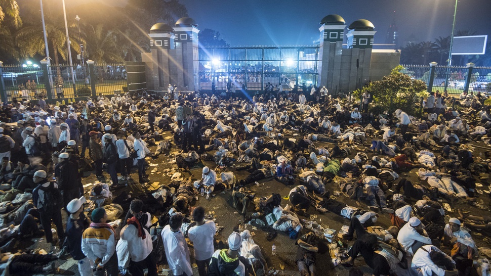 DPR Gagas Tim Pengawas Pasca-kerusuhan Demo 4 November