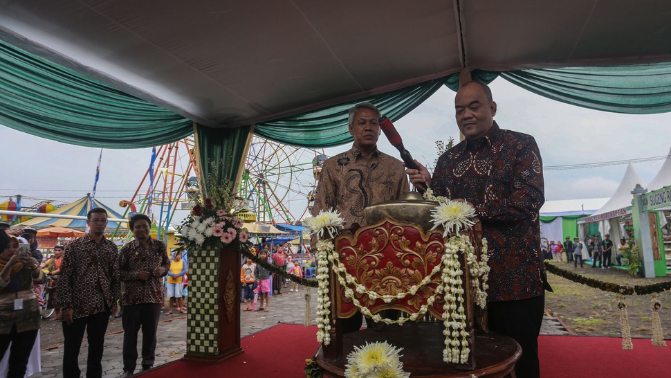 Pembukaan Perayaan Sekaten Yogyakarta
