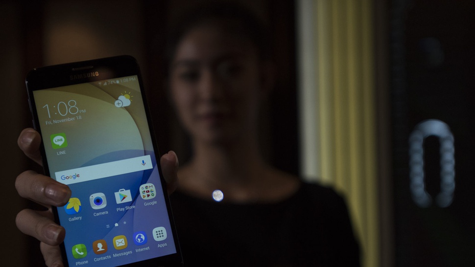 Samsung Galaxy J3 Pro: Desain Cantik dengan Kamera 13MP