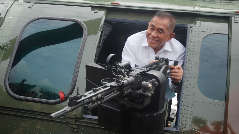 Presiden Wanti-wanti Menhan Soal Pembelian Helikopter AW 101