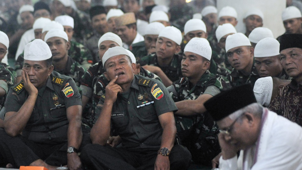 Pegawai Negeri Diimbau Kenakan Pakaian Muslim Saat Ramadan