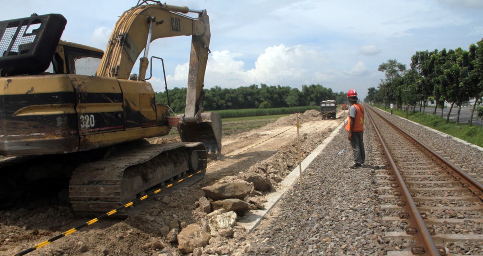 Proyek Kereta Semicepat Jakarta-Surabaya Butuh Dana Rp80 T
