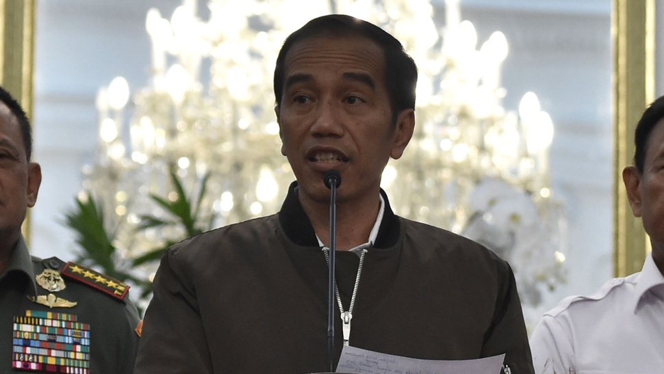 Jokowi Bahas Tiga Program Pengentasan Kemiskinan