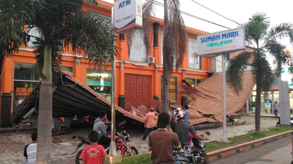 Korban Gempa Aceh Terpaksa Dialihkan ke RS Sigli