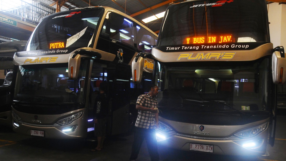 Ramai-Ramai Menghadirkan Bus Tingkat Mewah