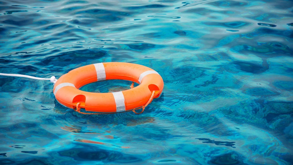 Satu Orang Tewas dalam Insiden Kapal Tenggelam di Danau Toba