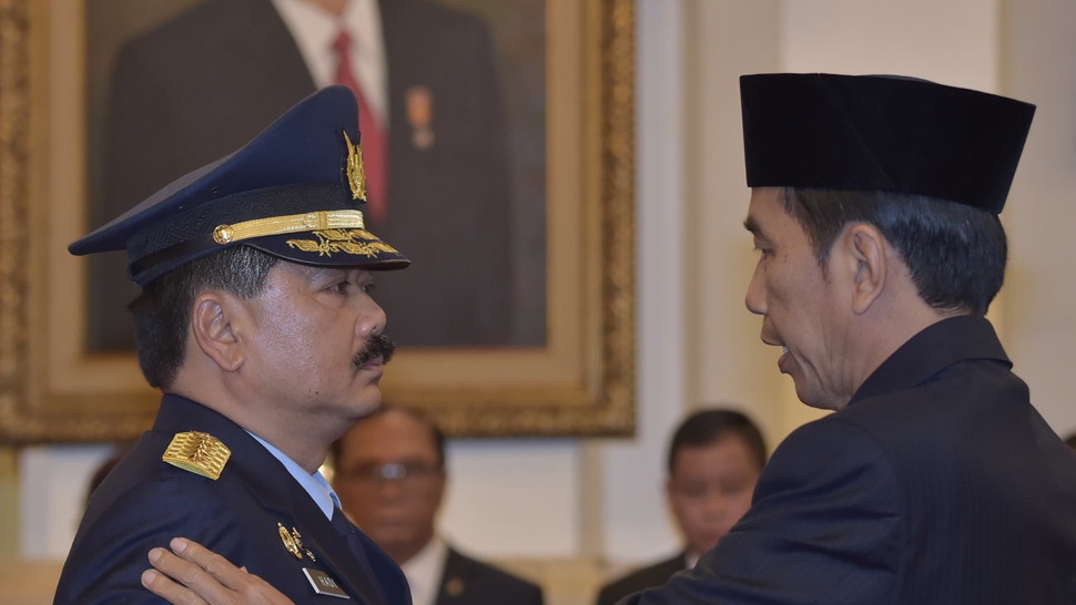Jokowi Tunjuk Marsekal Hadi Tjahjanto sebagai Calon Panglima TNI 
