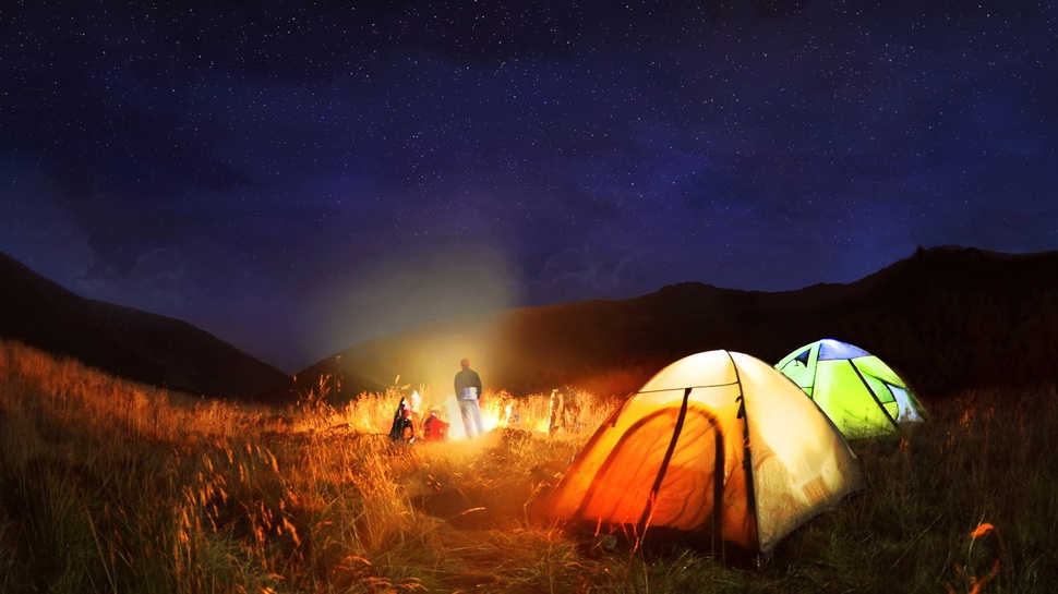 Tips Camping Saat Hujan dan Apa Saja yang Harus Disiapkan?