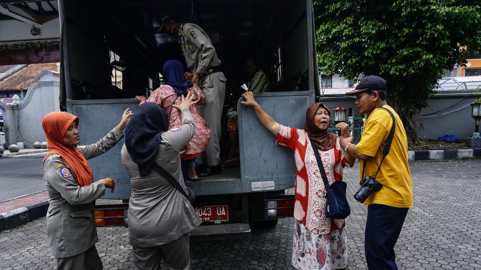 Dinsos DKI: Jumlah Pengemis Turun 30 Persen di Akhir Ramadan