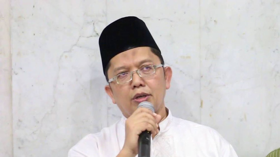 Tuduh Nezar Patria Anggota PKI, Alfian Tanjung Minta Maaf