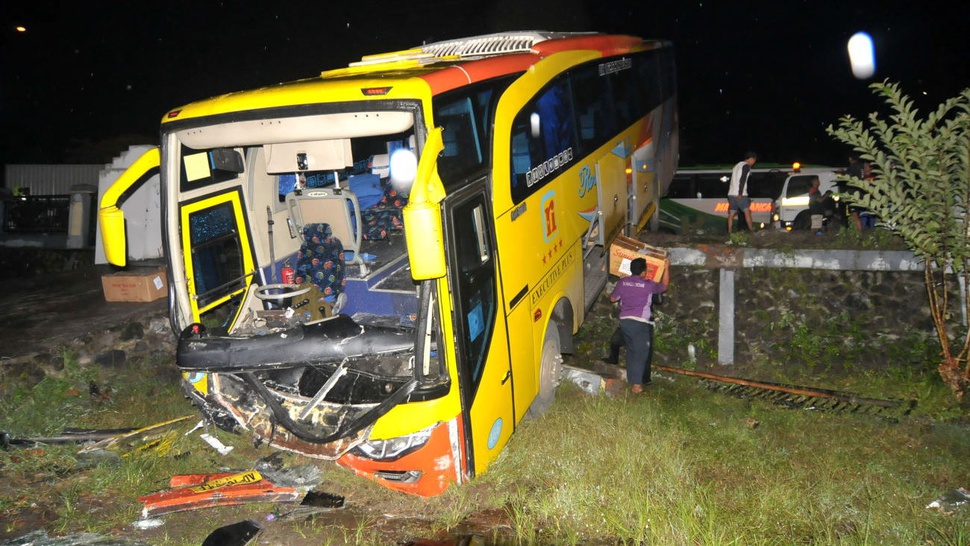 Kronologi Kecelakaan Bus Sumber Selamat, Mira dan Eka di Ngawi