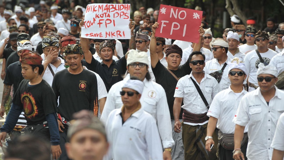 Polisi Bubarkan Acara Deklarasi FPI Semarang 