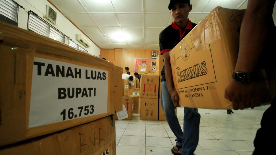 Surat Suara Pilkada Sudah Tiba di TPS Jakarta Barat
