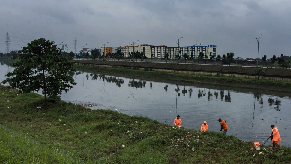 2017/02/10/antarafoto-membersihkan-sungai-ibukota-100217-aaa-1antarafoto-membersihkan-sungai-ibukota-100217-aaa-1.JPG