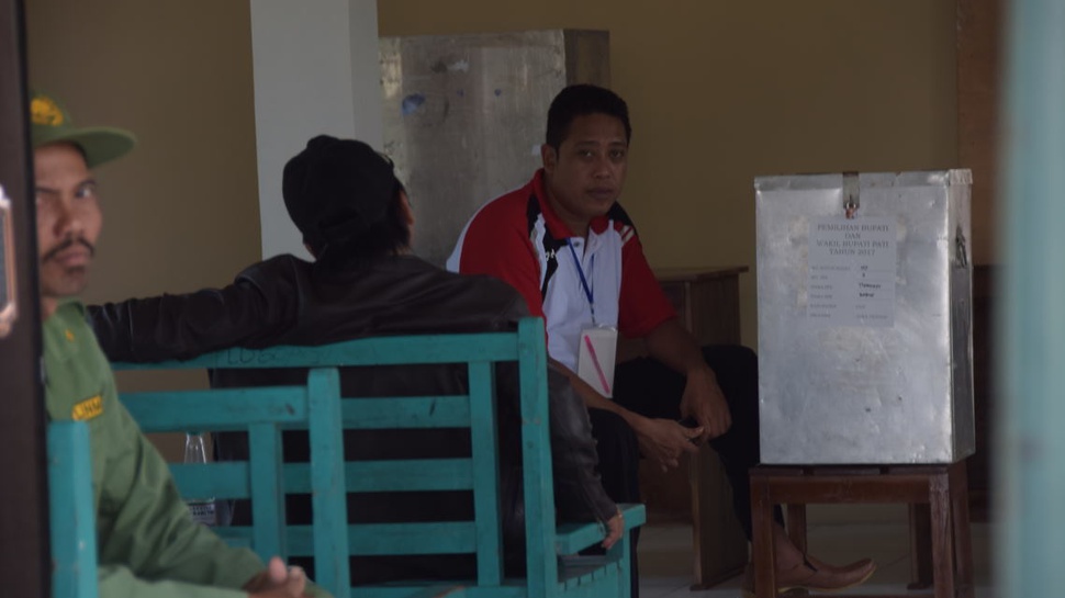 Relawan Kotak Kosong Aktif Pantau TPS Pilkada Pati