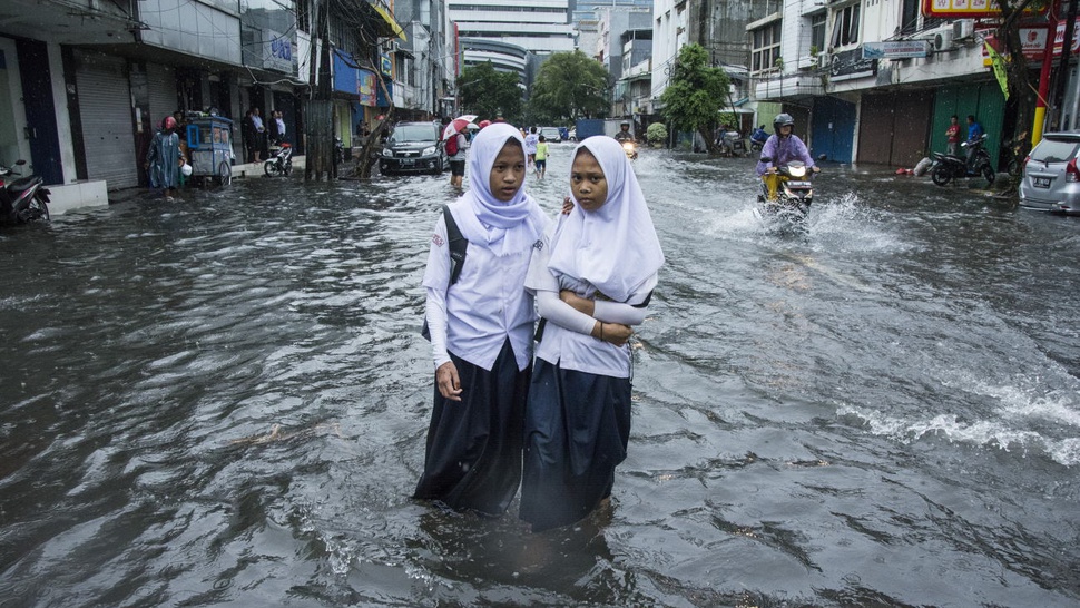 Banjir Terus Datang dan Surut di Cipinang Utara