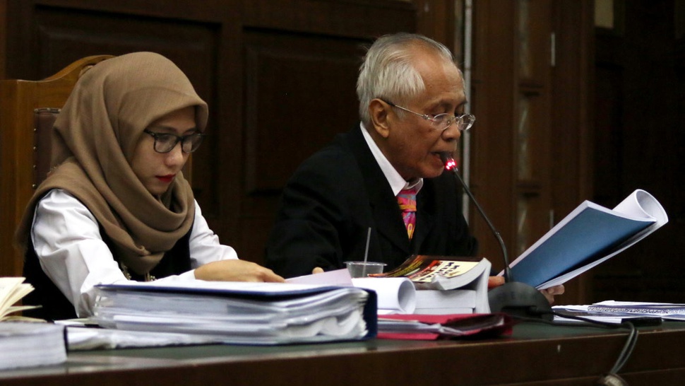OC Kaligis Tolak Pemanggilan Jaksa KPK di Sidang PK Kasusnya