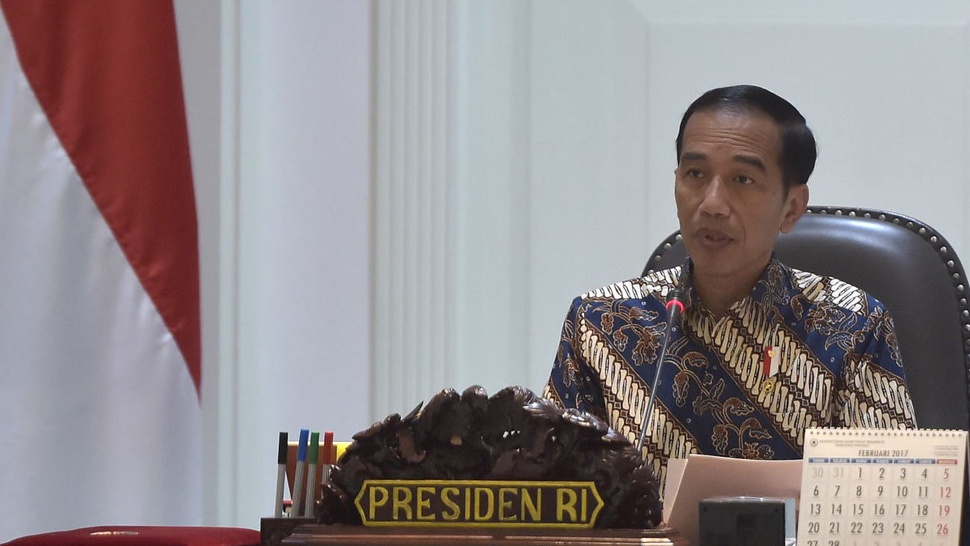 Bertemu Istri Bill Gates, Jokowi Tunjukkan Kartu Bansos 