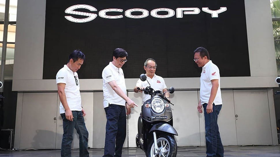 Perbedaan Gaya Scoopy Lama dengan All New Honda Scoopy 2017