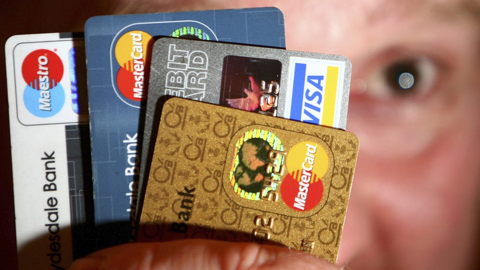Taktik Petugas Pajak Intip Transaksi Kartu Kredit Wajib Pajak