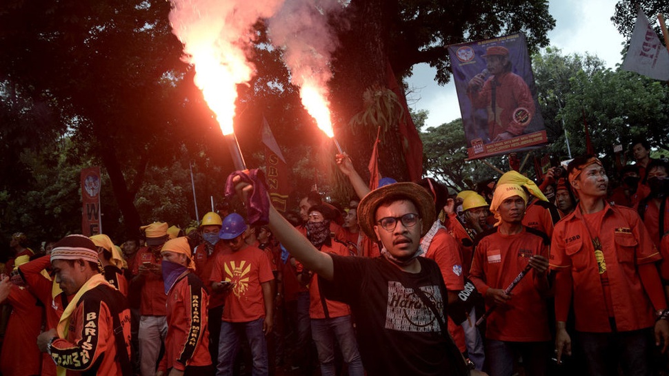 Djarot Anggap Protes UMP ke Gubernur Salah Alamat