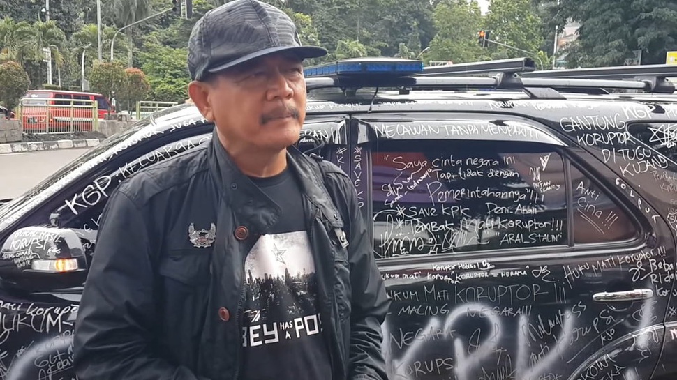 Polisi Sita 67 Kaos Bertuliskan Anti-Cina dari Ki Gendeng 