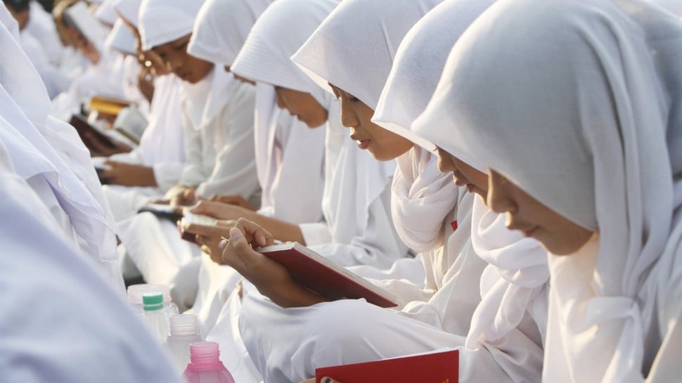 6 Contoh Bacaan Doa Penutupan MPLS 2024 Berbahasa Indonesia
