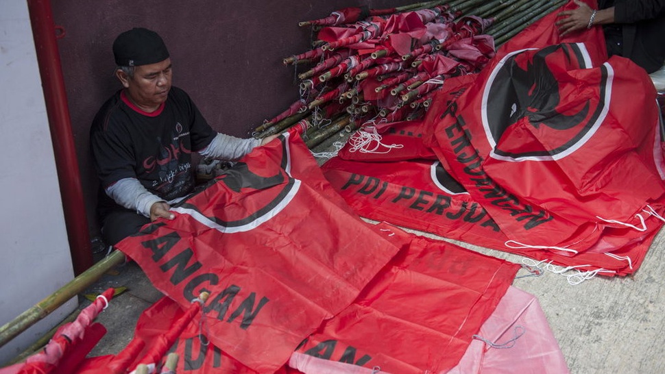 Bendera PDIP di Bali Dicopot Sebelum Pembukaan Rakernas