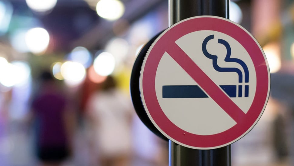 Bocah Usia 2 Tahun di Sukabumi Kecanduan Rokok dan Kopi