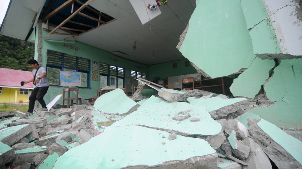 Kemdikbud Sebut 3000 Gedung SMP Mengalami Kerusakan