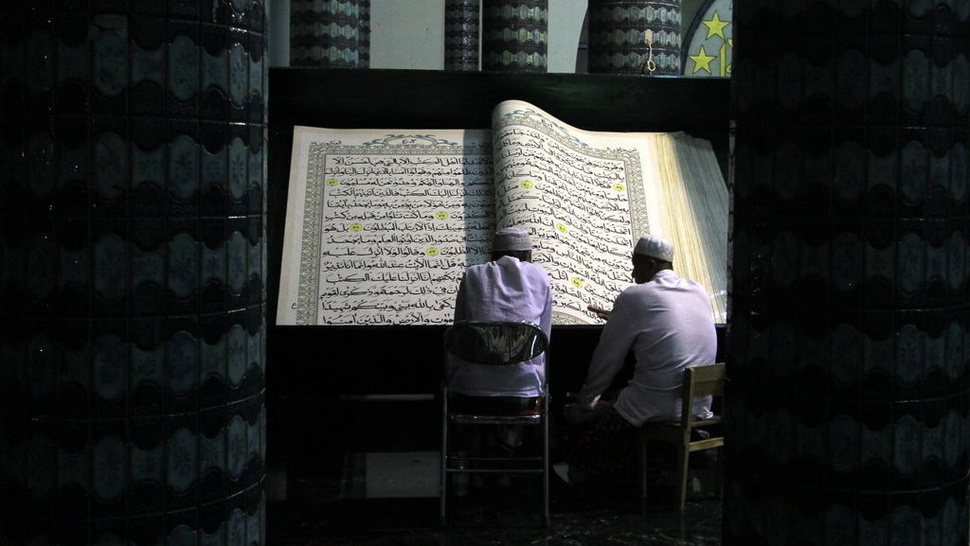 Bacaan Surah Al-Mulk Lengkap: Bahasa Arab, Latin dan Artinya