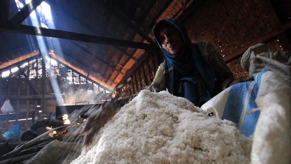 Produksi Garam di Jawa Tengah Alami Penurunan karena Cuaca