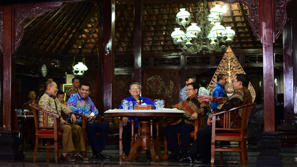Pertemuan SBY dan Prabowo di Cikeas