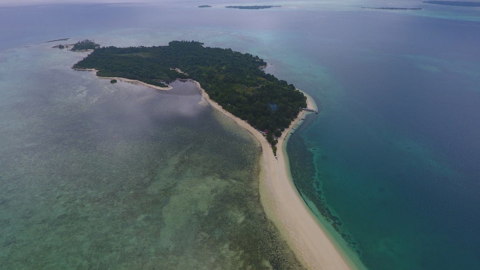 Mengapa Negara Besar Berebut Pulau Kecil nan Tandus?