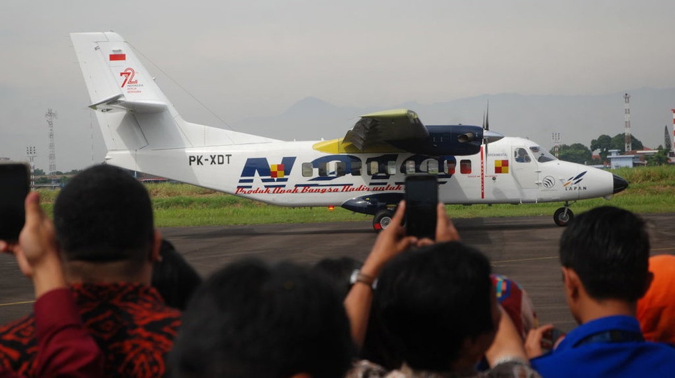 Presiden Jokowi Resmi Beri Nama Pesawat N-219 dengan Nurtanio 