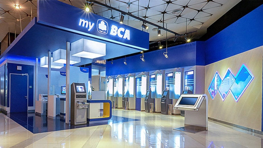 BCA Tegaskan Konsumen Tak Kena Biaya Tambahan Saat Transaksi