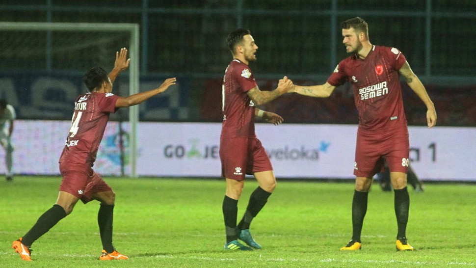 PSM vs PSIS Babak I: Pluim Cetak Gol Perdana di GoJek Liga 1 2018