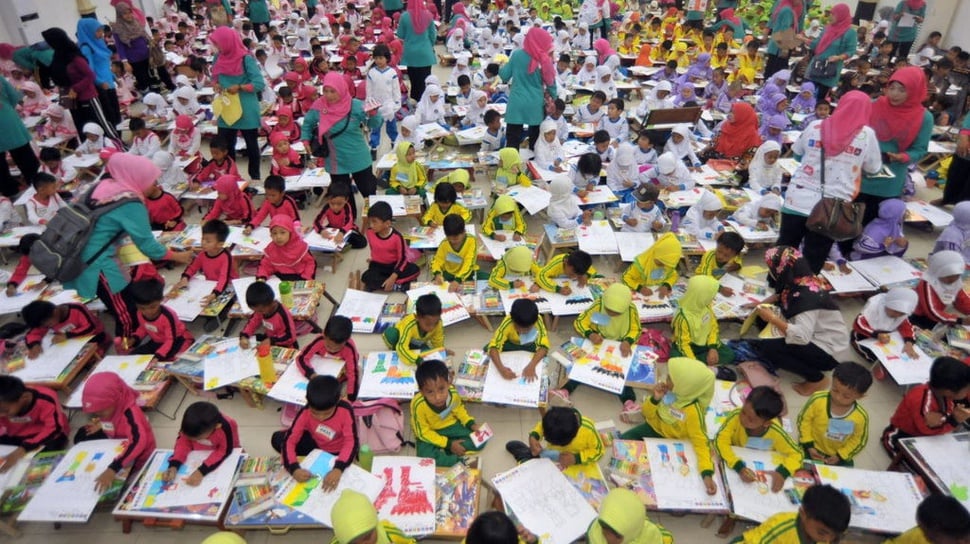 3 Gambar Mewarnai Tema Hari Pahlawan untuk Lomba Anak TK