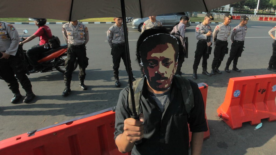 Aksi Kamisan di Depan Istana Desak Tuntaskan Kasus Pembunuhan Munir