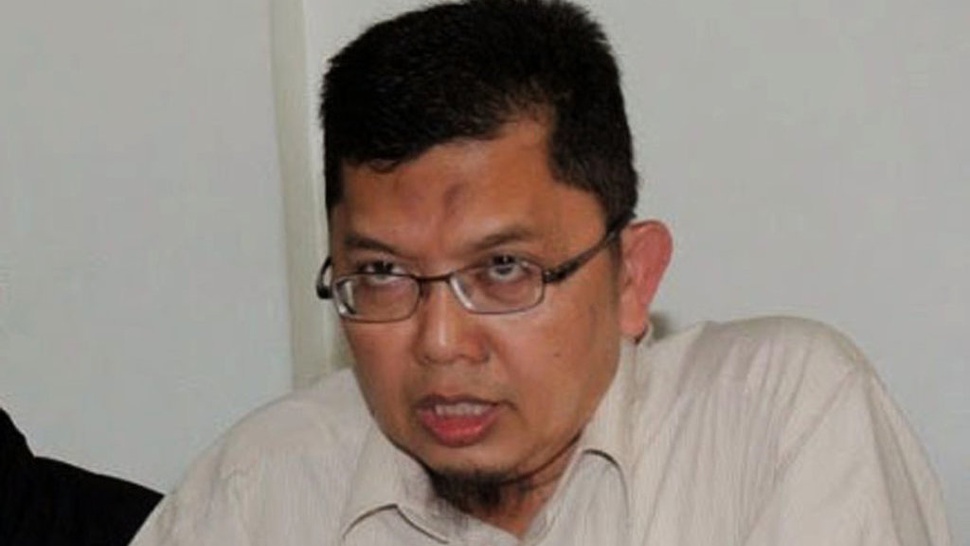 Alfian Tanjung Ditahan karena Cuitan Twitternya