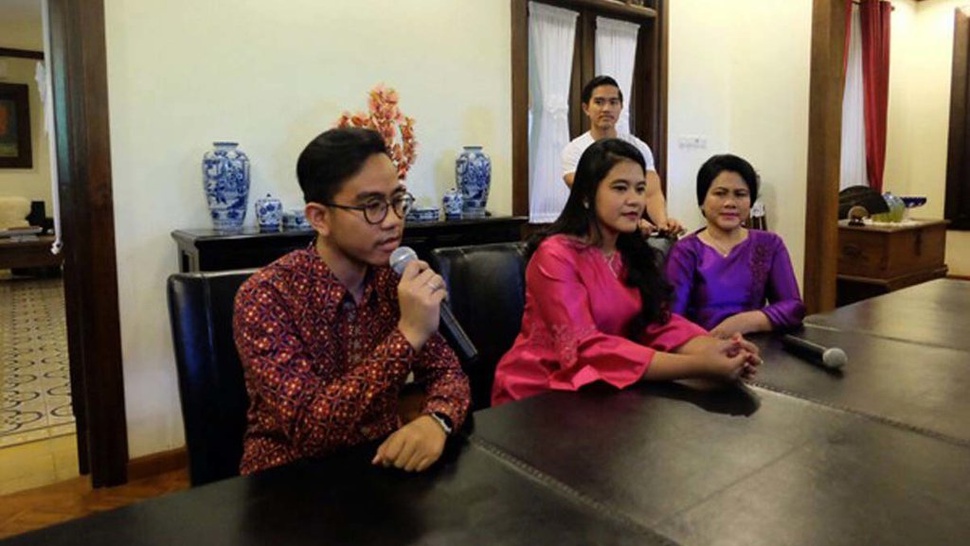 Jokowi Gelar Konferensi Pers Jelang Pernikahan Kahiyang Ayu
