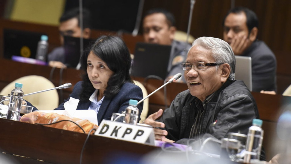 Ketua DKPP Harjono akan Dilantik sebagai Dewan Pengawas KPK
