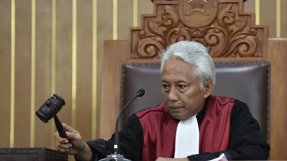 Curigai Putusan Praperadilan Novanto, KY Periksa Hakim Cepi