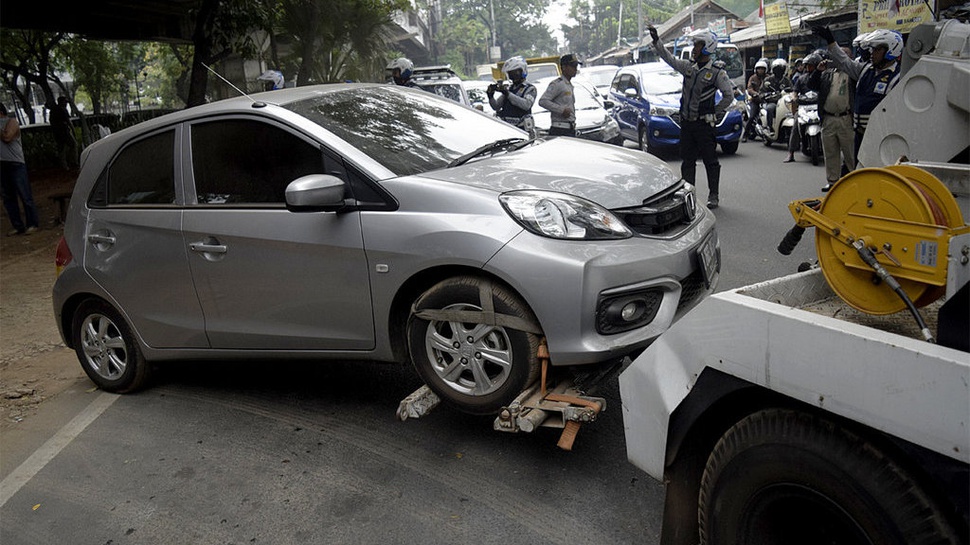 Anies Mengaku Siap Laksanakan Sanksi MA Soal Penderekan Mobil