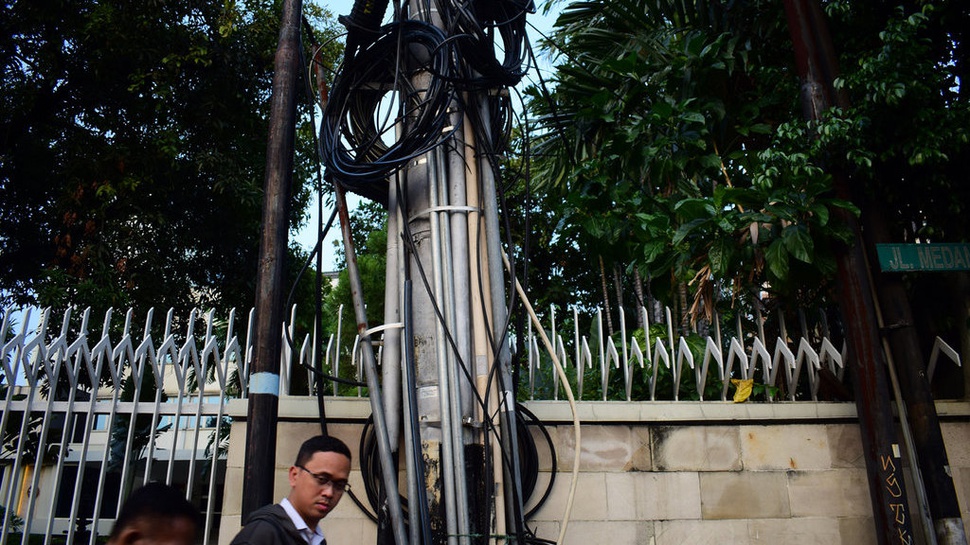 Penataan Kabel di Jakarta