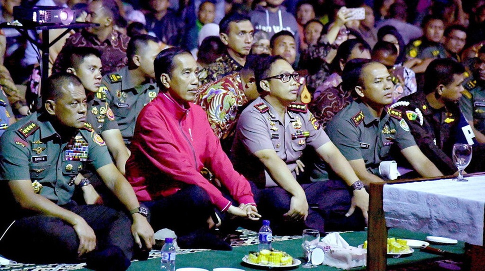TNI Klaim Terima Perintah Jokowi untuk Tangkap Penyebar Komunisme