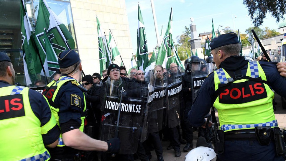 Pawai Kelompok Neo-Nazi di Swedia Berakhir Ricuh