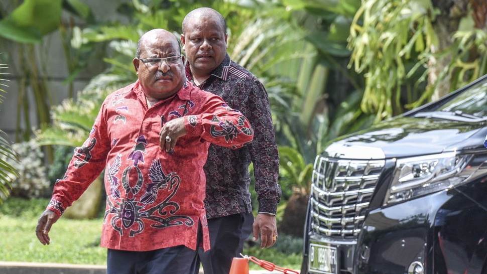 Gubernur Papua Berobat ke PNG Tanpa Izin, Tito: Salah & Memalukan