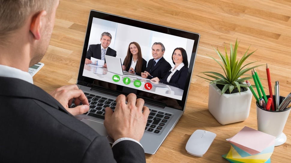 Tips Tampil Baik dan Menarik Saat Video Call Wawancara Kerja