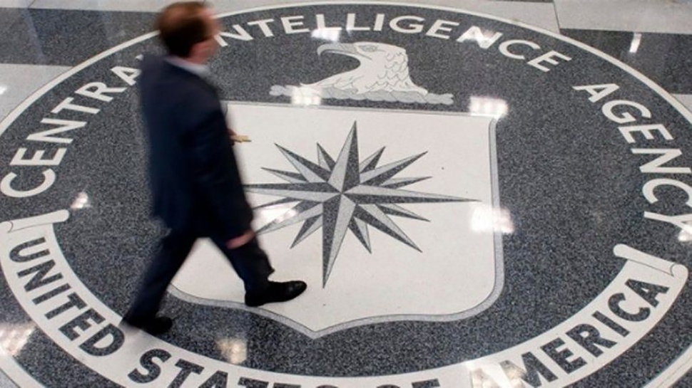 Bagaimana CIA Merekrut Ilmuwan Asing Secara Rahasia